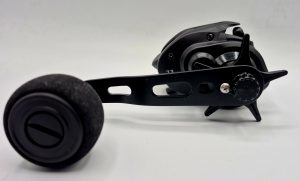 P200n Baitcasting Reel - Image 3